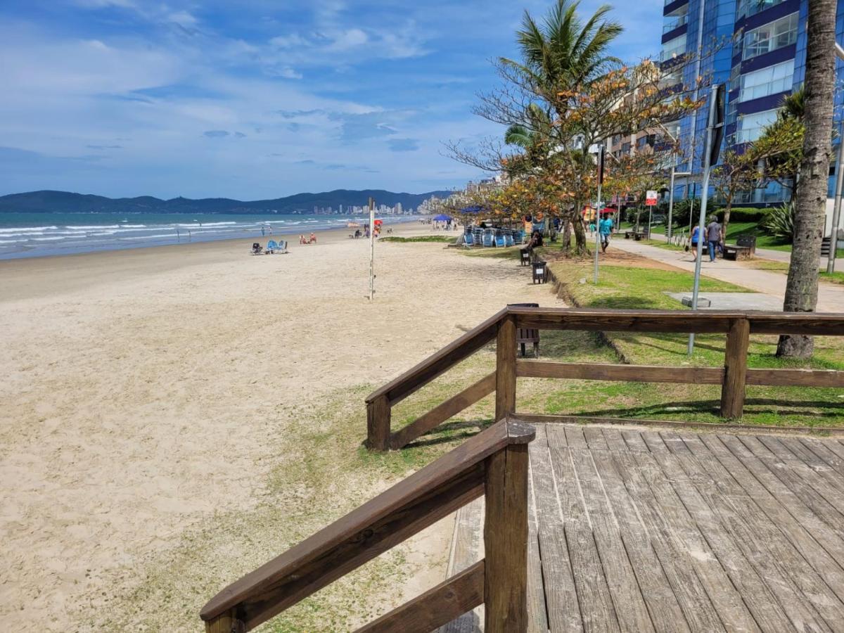 Apartamento 200 Metros Da Praia 03 Quartos Com Ar Condicionado - Meia Praia - Itapema Buitenkant foto