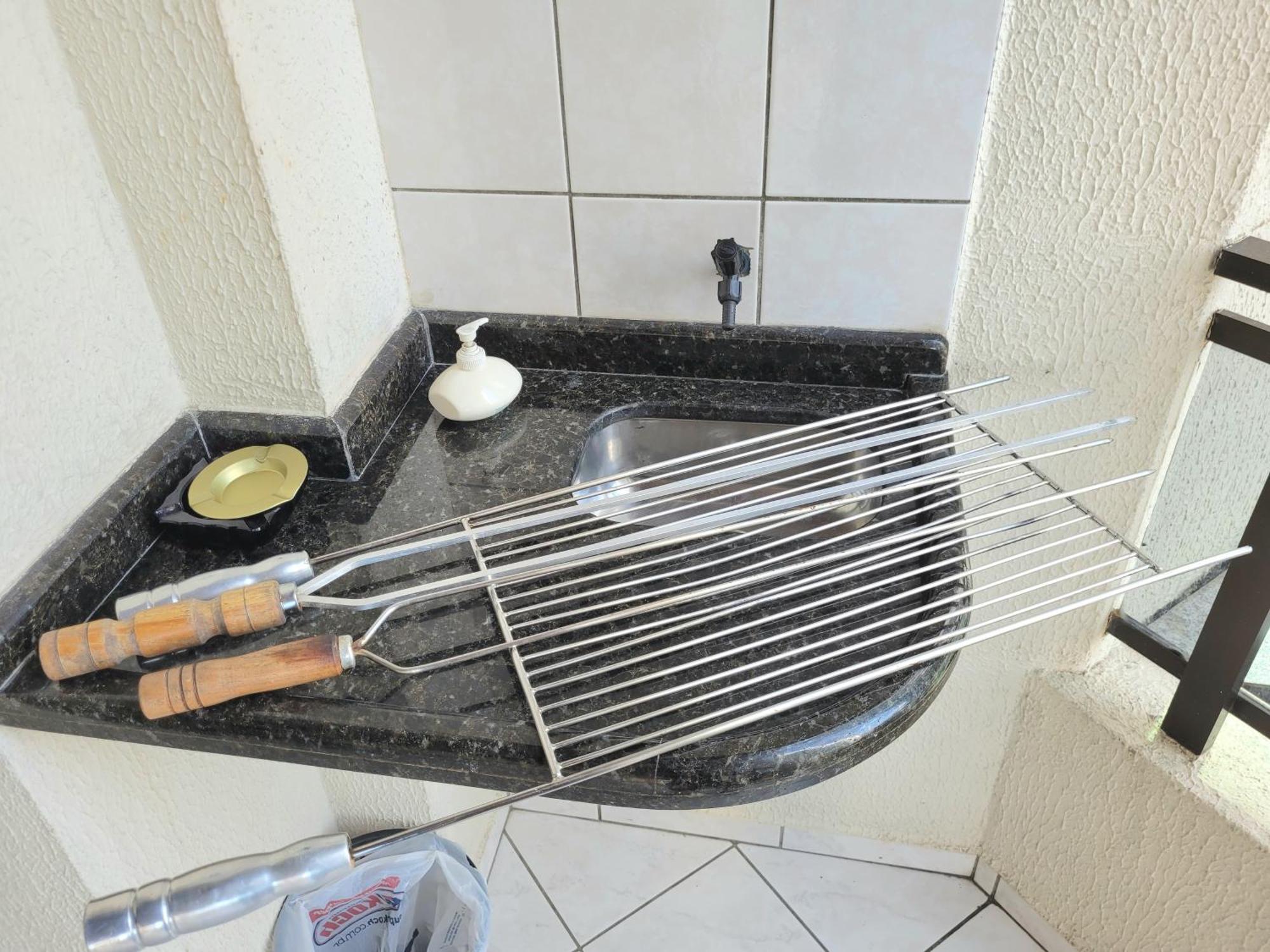 Apartamento 200 Metros Da Praia 03 Quartos Com Ar Condicionado - Meia Praia - Itapema Buitenkant foto